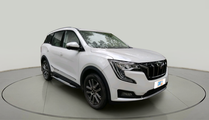 2022 Mahindra XUV700 AX 7 LUXURY D AT 7 STR, Diesel, Automatic, 28,172 km, exterior