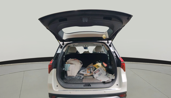 2022 Mahindra XUV700 AX 7 LUXURY D AT 7 STR, Diesel, Automatic, 28,172 km, exterior