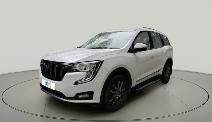 2022 Mahindra XUV700 AX 7 LUXURY D AT 7 STR, Diesel, Automatic, 28,172 km, exterior