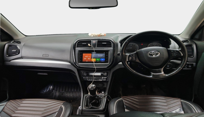 2021 Toyota URBAN CRUISER PREMIUM GRADE MT DUAL TONE, Petrol, Manual, 1,25,163 km, interior