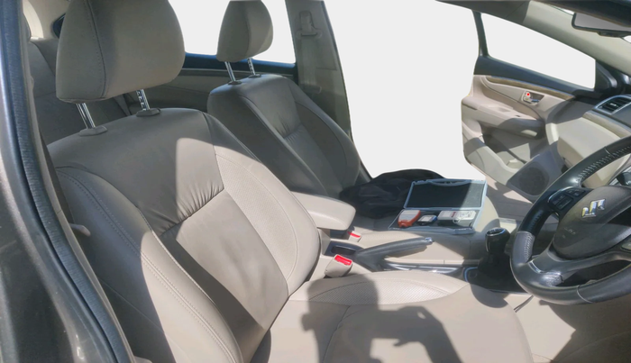 2020 Maruti Ciaz ALPHA 1.5 SHVS PETROL, Petrol, Manual, 30,471 km, interior