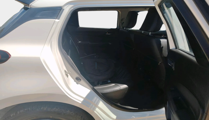 2024 Maruti Swift VXi, Petrol, Manual, 16,337 km, interior