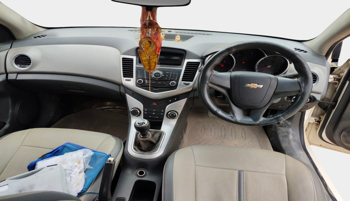 2010 Chevrolet Cruze LT, Diesel, Manual, 1,04,320 km, interior