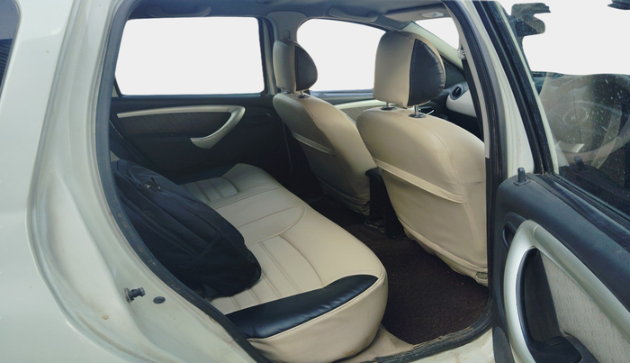2014 Renault Duster 85 PS RXL DIESEL, Diesel, Manual, 1,06,000 km, interior