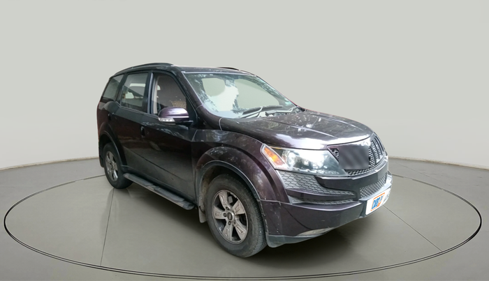 2014 Mahindra XUV500 W8, Diesel, Manual, 1,23,582 km, exterior