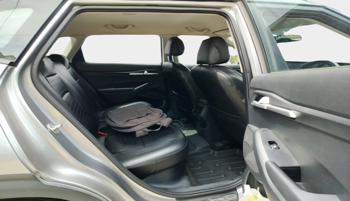 2021 KIA SELTOS HTK 1.5 DIESEL, Diesel, Manual, 1,18,985 km, interior