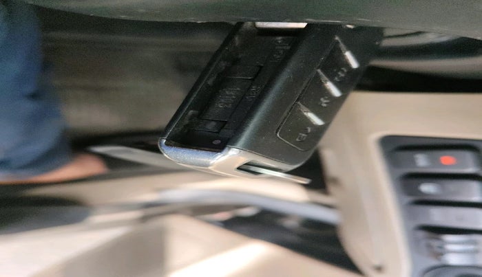 2019 Mahindra TUV 300 PLUS P8, Diesel, Manual, 52,691 km, interior