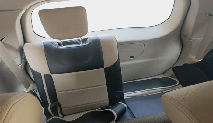 2018 Mahindra XUV500 W6, Diesel, Manual, 35,057 km, interior