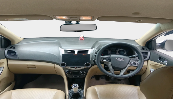 2015 Hyundai Verna FLUIDIC 4S 1.6 VTVT SX, Petrol, Manual, 83,258 km, interior