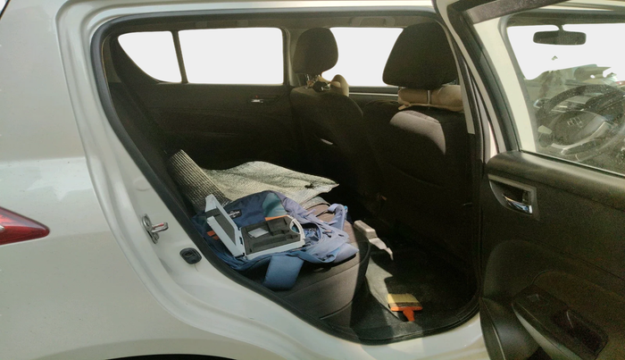 2016 Maruti Swift VXI, Petrol, Manual, 91,993 km, interior