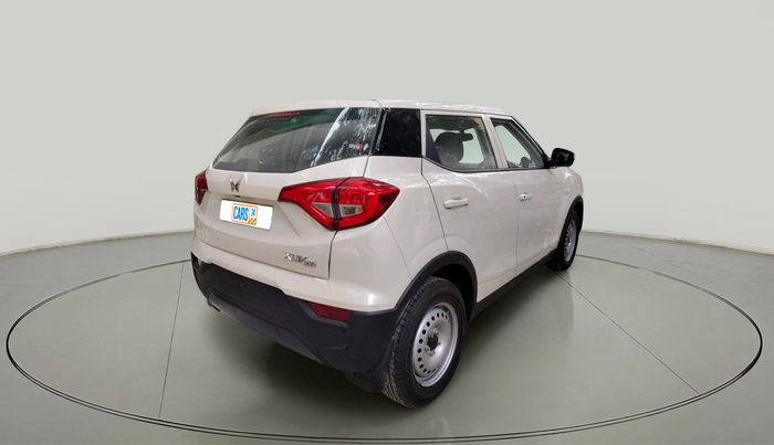 2023 Mahindra XUV300 W4 1.2 PETROL, Petrol, Manual, 6,116 km, exterior