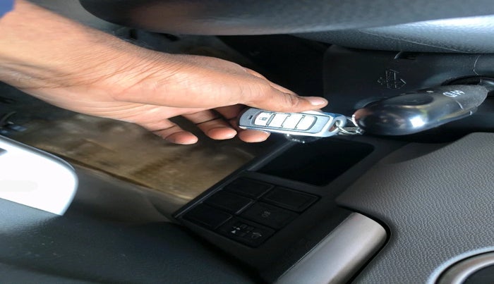 2010 Maruti Wagon R 1.0 LXI, Petrol, Manual, 1,58,950 km, interior