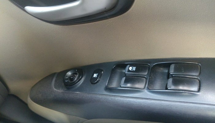 2012 Hyundai i10 SPORTZ 1.2, Petrol, Manual, 61,638 km, interior