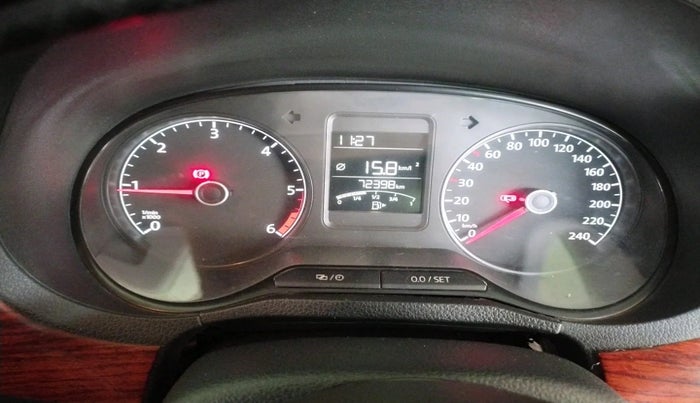 2015 Volkswagen Polo HIGHLINE1.5L, Diesel, Manual, 72,398 km, interior