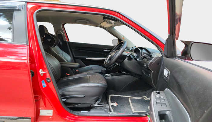 2023 Maruti Swift ZXI PLUS AMT DUAL TONE, Petrol, Automatic, 50,204 km, interior