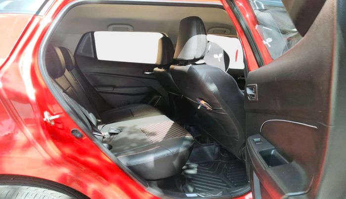 2023 Maruti Swift ZXI PLUS AMT DUAL TONE, Petrol, Automatic, 50,204 km, interior