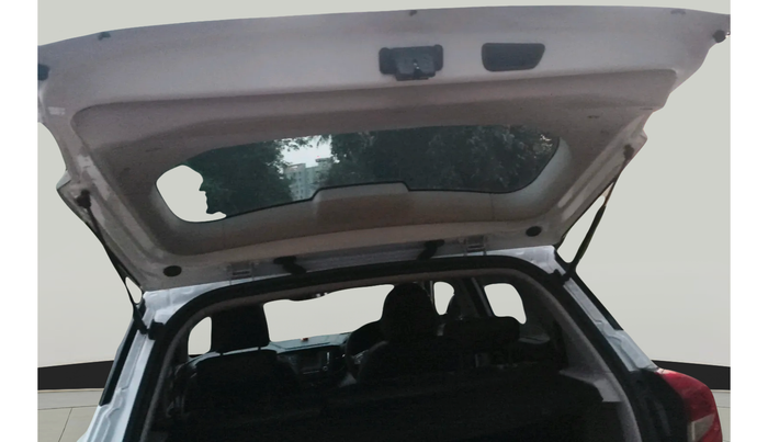 2023 Mahindra XUV300 W6 1.2 PETROL, Petrol, Manual, 12,848 km, exterior