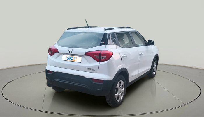 2023 Mahindra XUV300 W6 1.2 PETROL, Petrol, Manual, 12,848 km, exterior