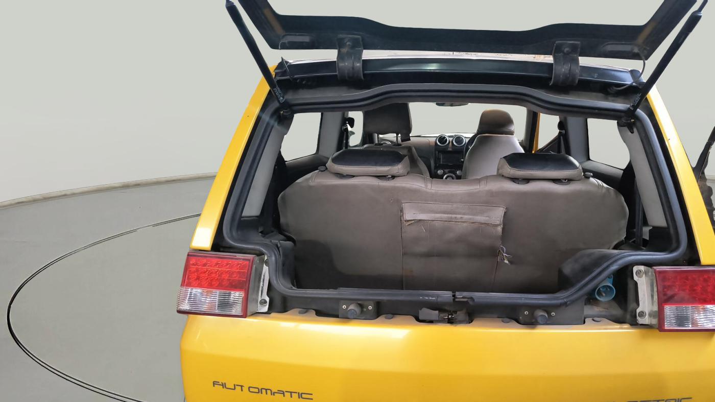 2015 Mahindra E2O T2, Electric, Automatic, 25,000 km, exterior