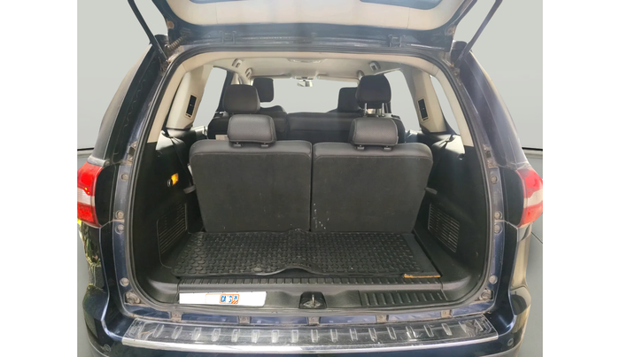 2017 Tata Hexa XTA 4X2 6 STR, Diesel, Automatic, 1,98,206 km, exterior