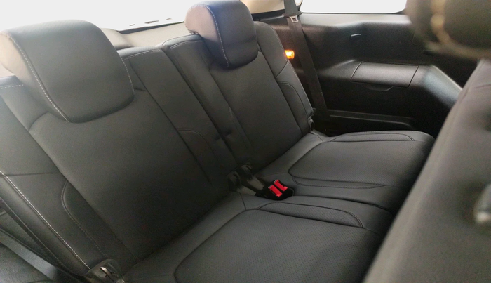 2017 Tata Hexa XTA 4X2 6 STR, Diesel, Automatic, 1,98,206 km, interior