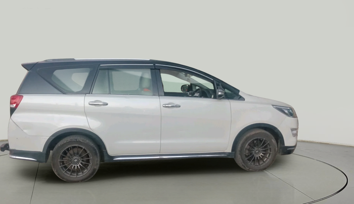 2017 Toyota Innova Crysta TOURING SPORT DIESEL MT, Diesel, Manual, 2,06,336 km, exterior