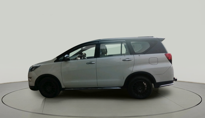 2017 Toyota Innova Crysta TOURING SPORT DIESEL MT, Diesel, Manual, 2,06,336 km, exterior