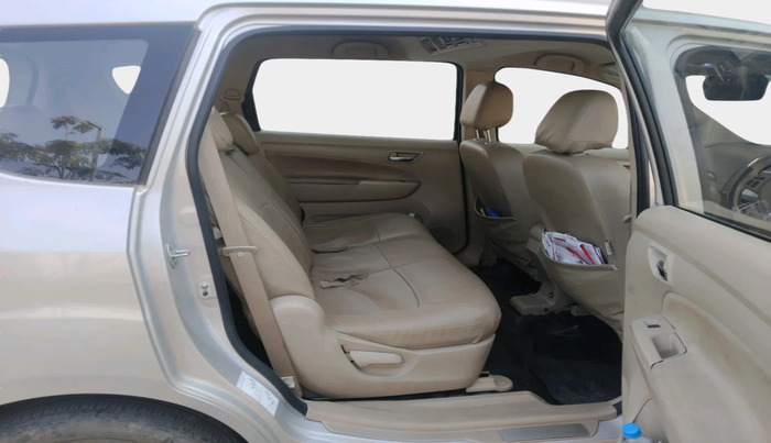 2016 Maruti Ertiga ZDI + SHVS, Diesel, Manual, 1,37,541 km, interior