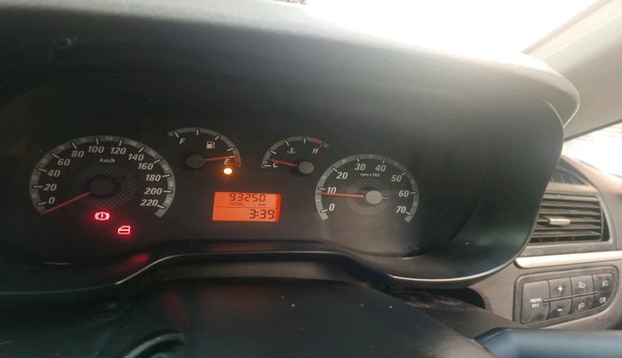 2010 Fiat Linea EMOTION 1.4, Petrol, Manual, 93,250 km, interior