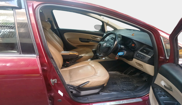 2010 Fiat Linea EMOTION 1.4, Petrol, Manual, 93,250 km, interior