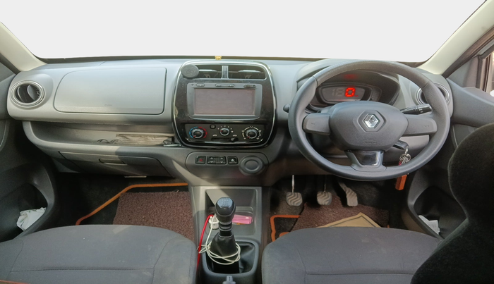 2016 Renault Kwid RXT 0.8 (O), Petrol, Manual, 1,26,273 km, interior