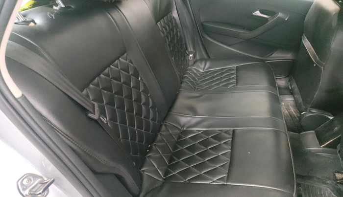 2014 Volkswagen Polo COMFORTLINE 1.5L, Diesel, Manual, 10,600 km, interior