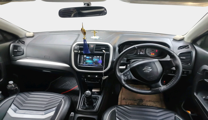 2022 Maruti Vitara Brezza VXI, Petrol, Manual, 43,630 km, interior