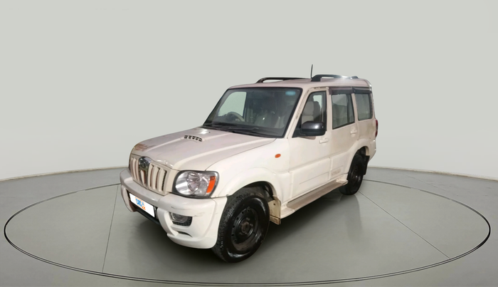 2011 Mahindra Scorpio SLE, Diesel, Manual, 2,26,028 km, exterior