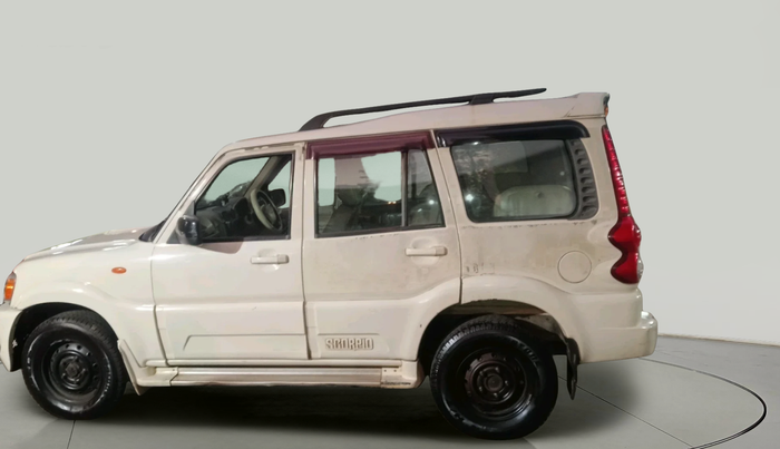 2011 Mahindra Scorpio SLE, Diesel, Manual, 2,26,028 km, exterior