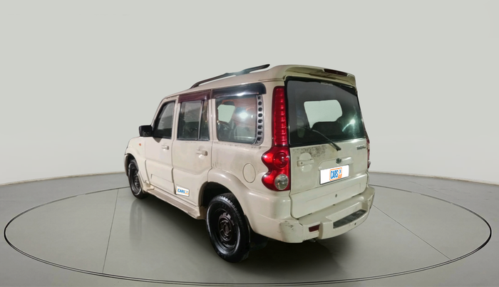 2011 Mahindra Scorpio SLE, Diesel, Manual, 2,26,028 km, exterior