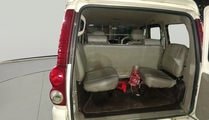 2011 Mahindra Scorpio SLE, Diesel, Manual, 2,26,028 km, exterior