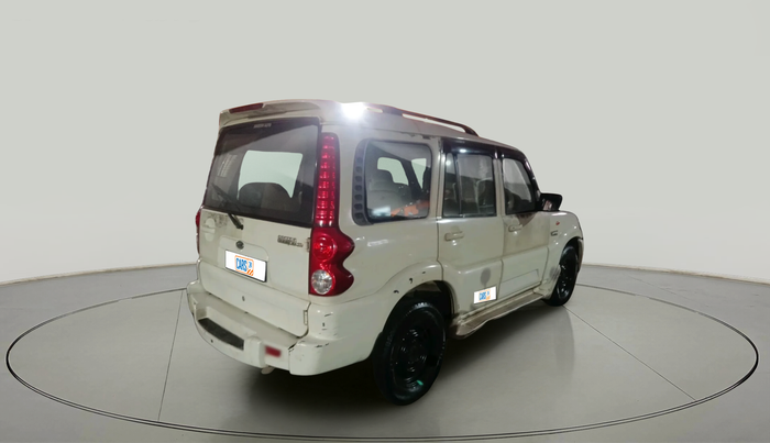 2011 Mahindra Scorpio SLE, Diesel, Manual, 2,26,028 km, exterior