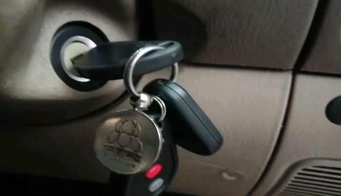 2011 Mahindra Scorpio SLE, Diesel, Manual, 2,26,028 km, interior