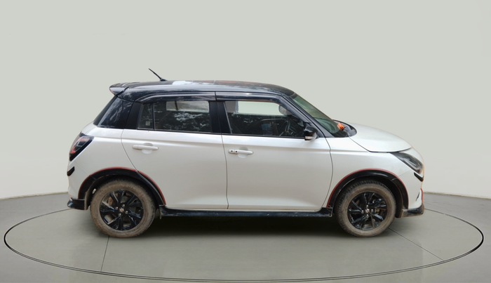 2024 Maruti Swift ZXi, Petrol, Manual, 13,690 km, exterior