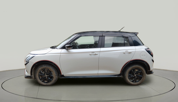 2024 Maruti Swift ZXi, Petrol, Manual, 13,690 km, exterior
