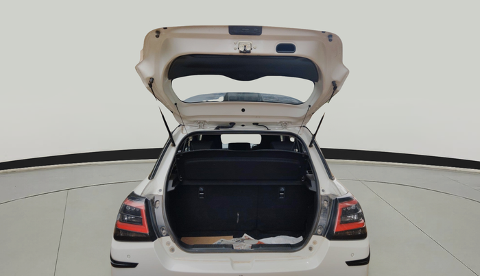 2024 Maruti Swift ZXi, Petrol, Manual, 13,690 km, exterior