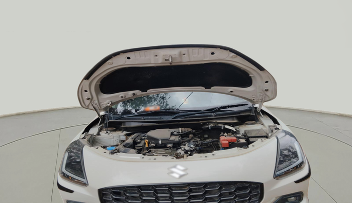 2024 Maruti Swift ZXi, Petrol, Manual, 13,690 km, exterior