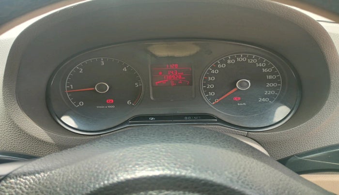 2012 Volkswagen Vento HIGHLINE DIESEL 1.6, Diesel, Manual, 1,38,928 km, interior