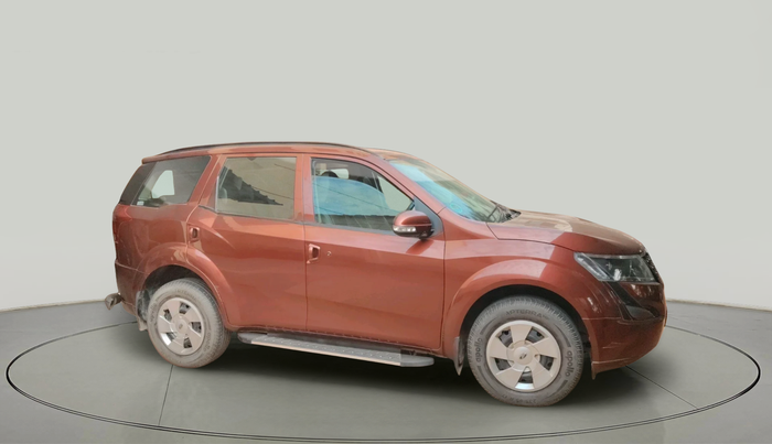 2018 Mahindra XUV500 W5, Diesel, Manual, 9,385 km, exterior