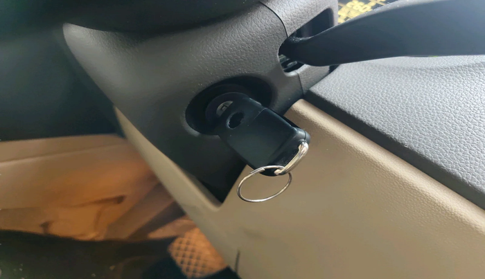 2015 Volkswagen Vento HIGHLINE 1.2 TSI AT, Petrol, Automatic, 55,756 km, interior