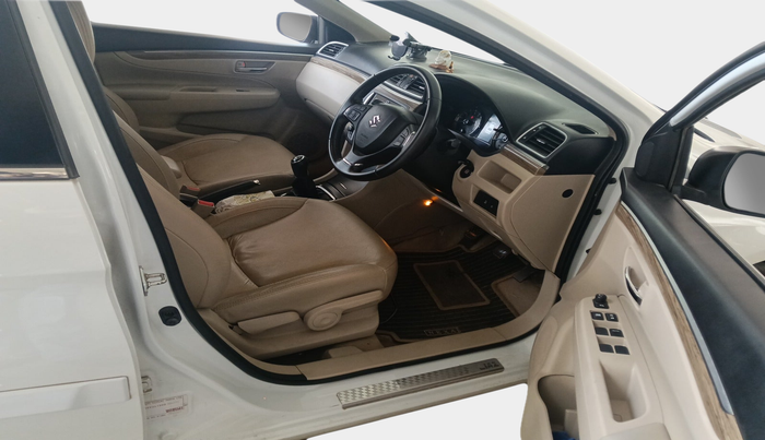 2019 Maruti Ciaz ALPHA 1.5 SHVS PETROL, Petrol, Manual, 42,148 km, interior