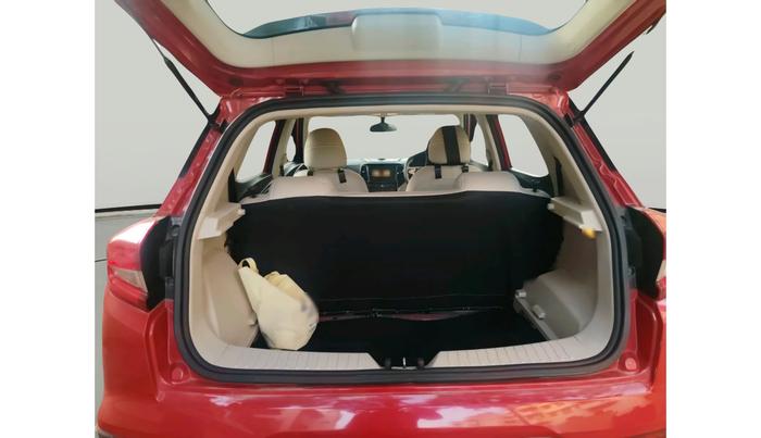 2021 Mahindra XUV300 W6 1.2 PETROL AMT, Petrol, Automatic, 17,563 km, exterior