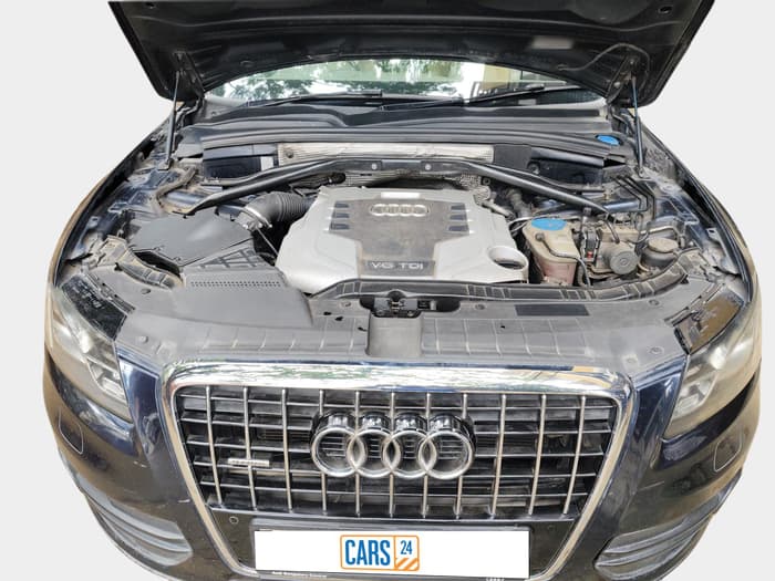 2011 Audi Q5 3.0 TDI QUATTRO, Diesel, Automatic, 1,11,452 km, exterior