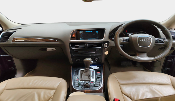 2011 Audi Q5 3.0 TDI QUATTRO, Diesel, Automatic, 1,11,402 km, interior